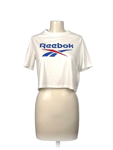 Reebok T-shirt %70 İndirimli.