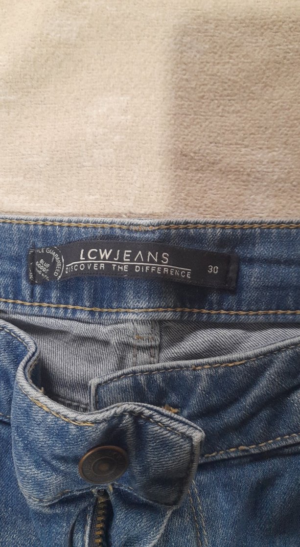 Gevşek Kesim Kadın Kot Şort - Görsel 2