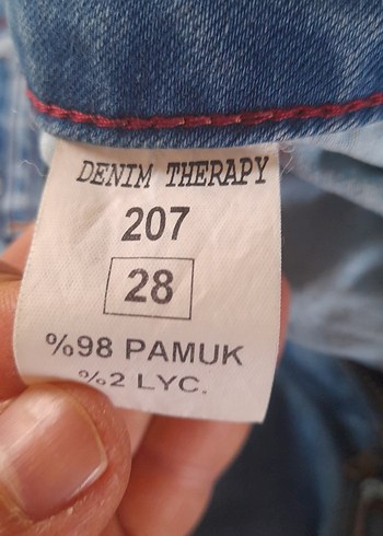 Tokalı Mavi Mini Kot Şort - Görsel 3