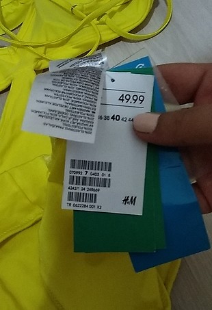 40 Beden hic kullanılmamis etiketi uzerinde h&m #mayokini