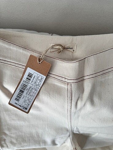 Beyaz pantalon - Görsel 2