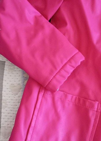 4 Yaş Beden Kız Çocuk Kapüşonlu Pembe Düğmeli Yağmurluk
