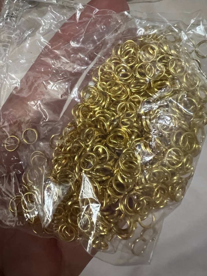 Parlak Altın Tırnak Süsü Halkaları - Görsel 2