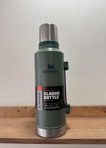 Stanley Classic Termos 1.9 L Khaki - Görsel 2
