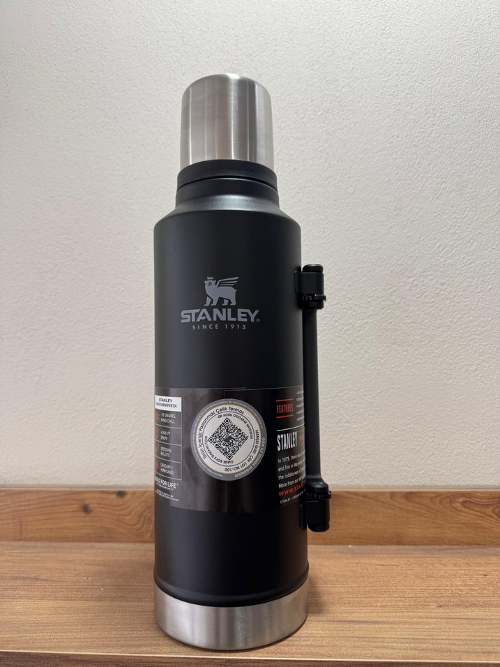 Stanley Siyah Termos Matara - Görsel 2