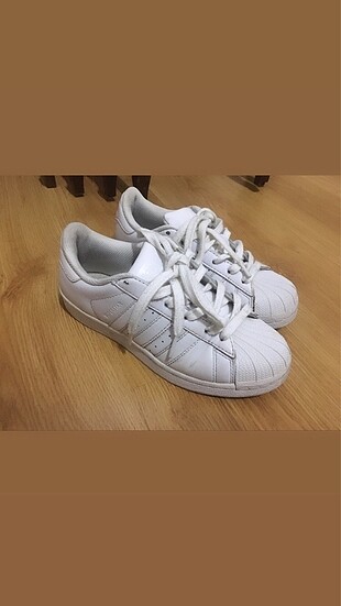 Adidas orijinal spor ayakkabı