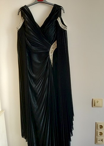 Uzun Siyah Abiye Elbise - Görsel 3