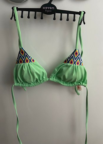 Yeşil Nakışlı Boncuklu Bohem penti Bikini Üstü