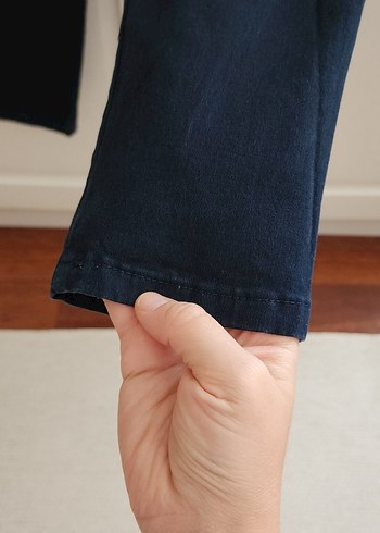 Erkek Çocuk Lacivert Kemerli Kot Pantolon - Görsel 3