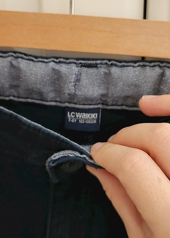 Erkek Çocuk Lacivert Kemerli Kot Pantolon - Görsel 4