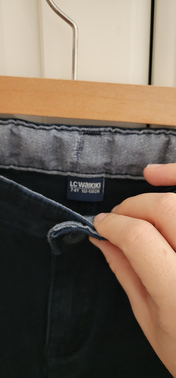 Erkek Çocuk Lacivert Kemerli Kot Pantolon - Görsel 4