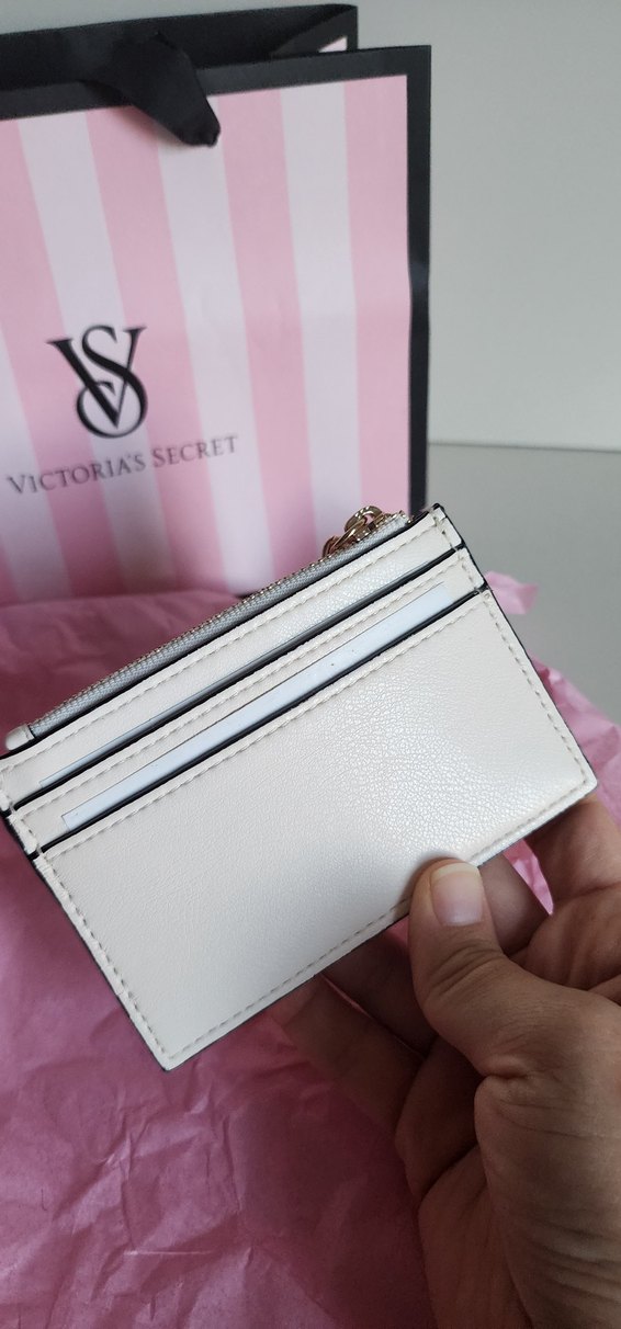 Victoria's Secret Beyaz Deri Fermuarlı Cüzdan - Görsel 4