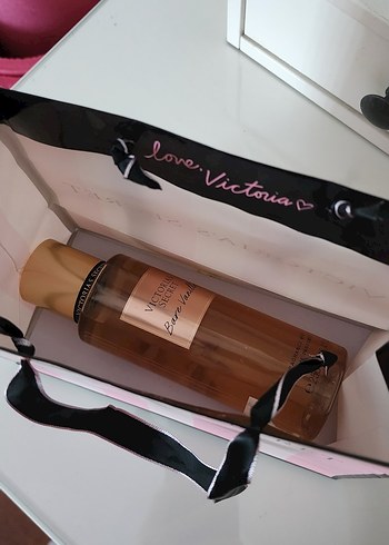 Victoria's Secret Bare Vanilla Kadın Parfümü - Görsel 6