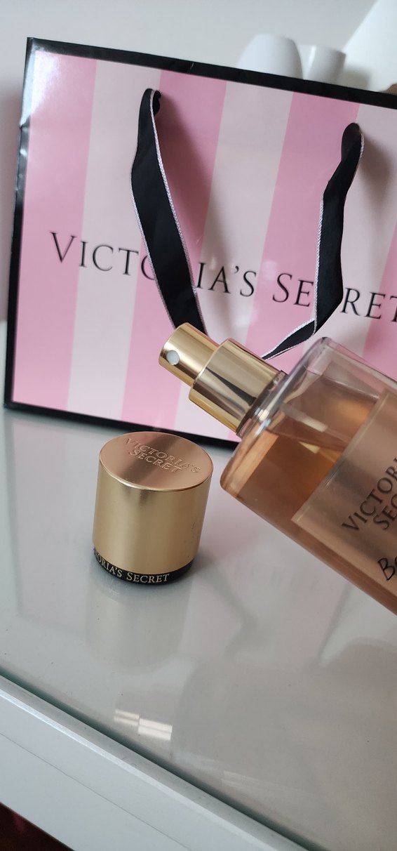 Victoria's Secret Bare Vanilla Kadın Parfümü - Görsel 5