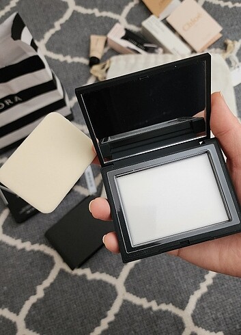 #nars #fenty #rare #milk #allık #pudra - Görsel 5