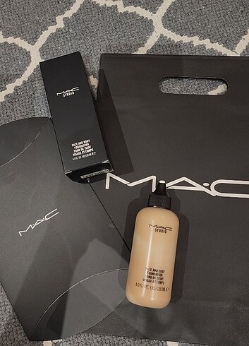 #mac #faceandbody #fondoten #bb - Görsel 3