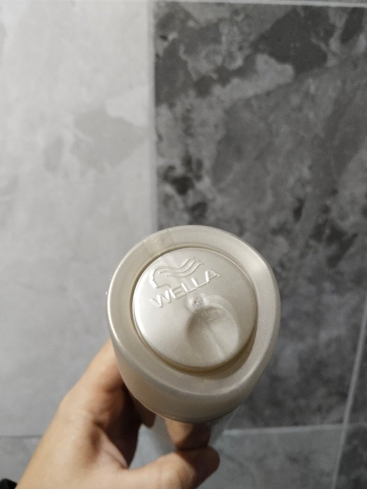 Wella Wellaflex Brillant Colors Saç Spreyi 3 Güçlü Tutuş - Görsel 5