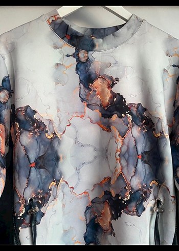 deri detaylı tunik XL ama kalıbı geniştir XXL da giyebilir - Görsel 2