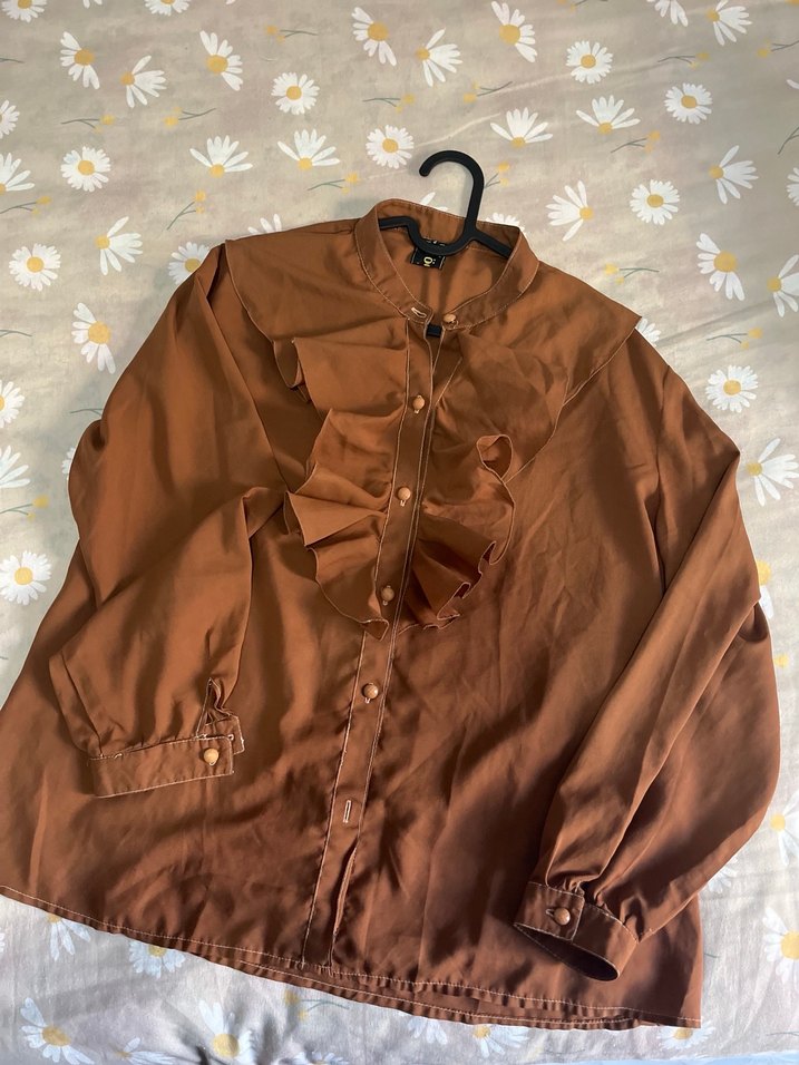 Kadın Kahverengi Fırfırlı Gömlek - Görsel 2