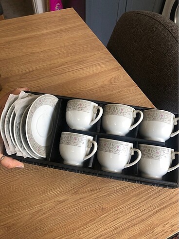 Diğer 12 parka kahve fincan takımı