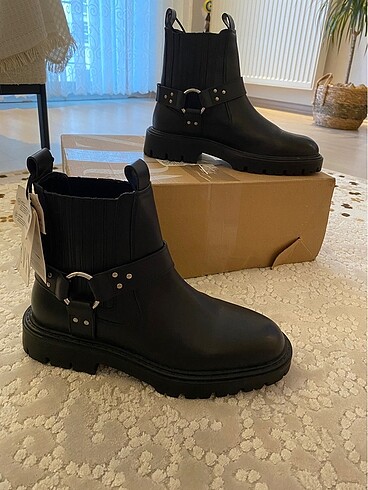 38 Beden Zara bot