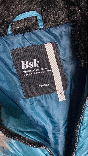 m Beden mavi Renk Bershka mont ceket