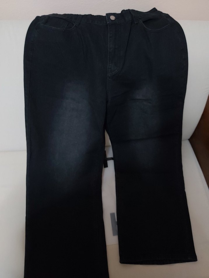 Siyah Kemerli Regular Fit Kadın Kot Pantolon - Görsel 3