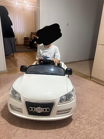 Beden Renk Pilsan Akülü araba