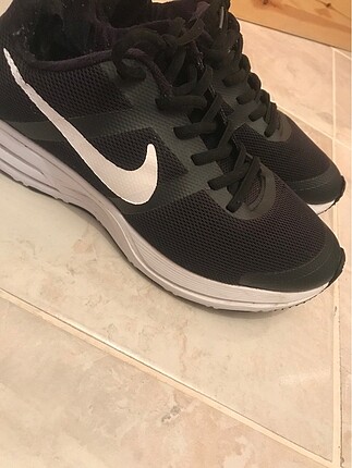 Nıke spor ayakkabı