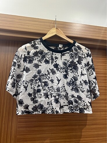 H&M şifon çiçekli bluz