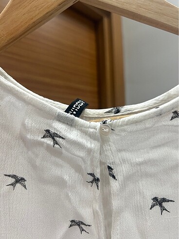 34 Beden beyaz Renk H&M çiçekli bluz