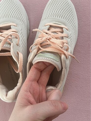 36,5 Beden Skechers spor ayakkabı