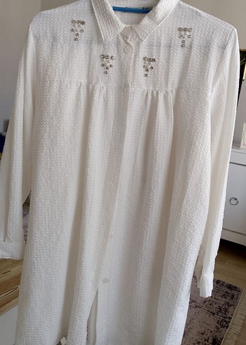 Nakışlı Beyaz Keten Kadın Gömlek - Görsel 4