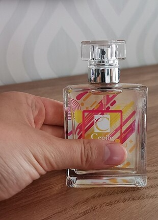 Cecile parfüm