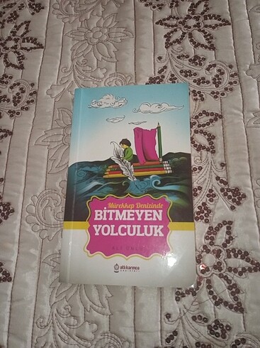 Mürekkep denizinde bitmeyen yolculuk 