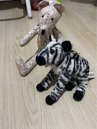 Peluş zebra