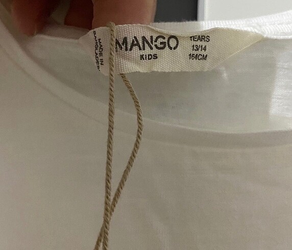 13-14 Yaş Beden siyah Renk Mango tişört