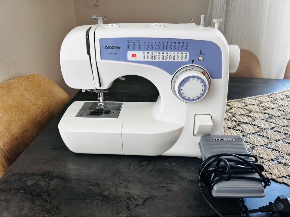 Brother Beyaz Dikiş Makinesi - Görsel 4