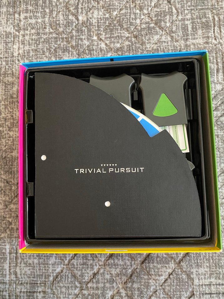 Trivial Pursuit 2000'ler Genel Kültür Oyunu - Görsel 2