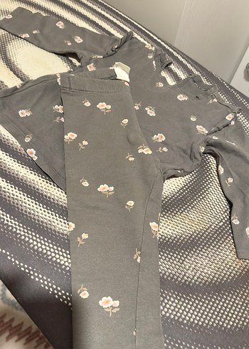 6 Ay Beden H&M 6-9 ayÇiçek Desenli Gri Bebek Kız Takımı