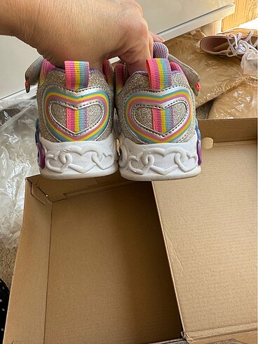 29 Beden çeşitli Renk Skechers kız çocuk ayakkabısı