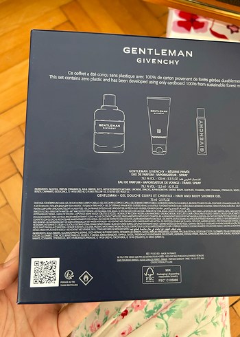 GIVENCHY Givenchy Gentleman Erkek Parfüm Seti