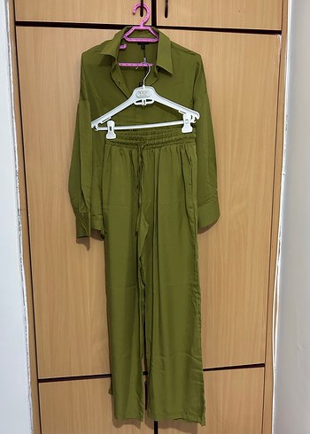 Massimo dutti Kadın Haki Uzun Kollu Bol Kesim Takım - Görsel 2