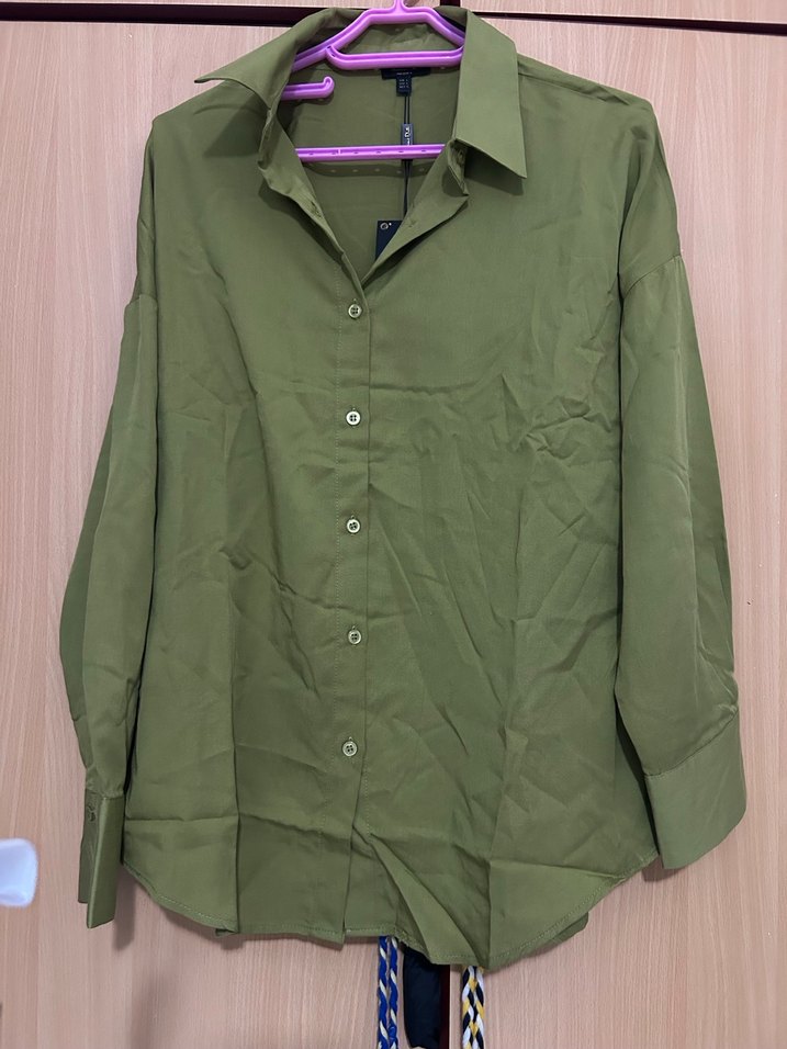 Massimo dutti Kadın Haki Uzun Kollu Bol Kesim Takım - Görsel 3