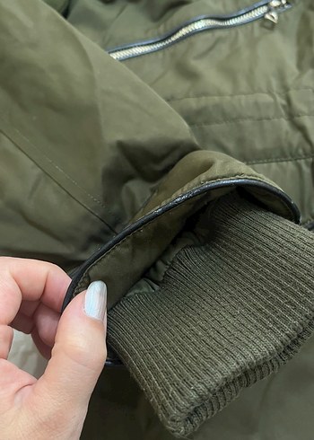 s Beden haki Renk Zara Kürklü Kapüşonlu Haki Kadın Kışlık Mont