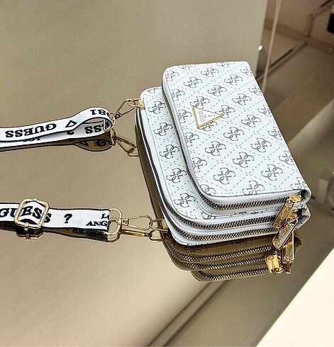 Guess askılı cüzdan