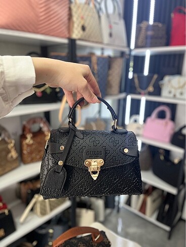 Guess Guess askılı çanta