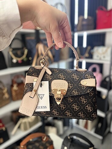 Beden çeşitli Renk Guess askılı çanta