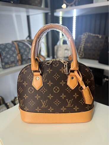 Louis Vuitton kahverengi çanta