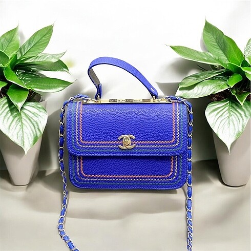Chanel askılı çanta